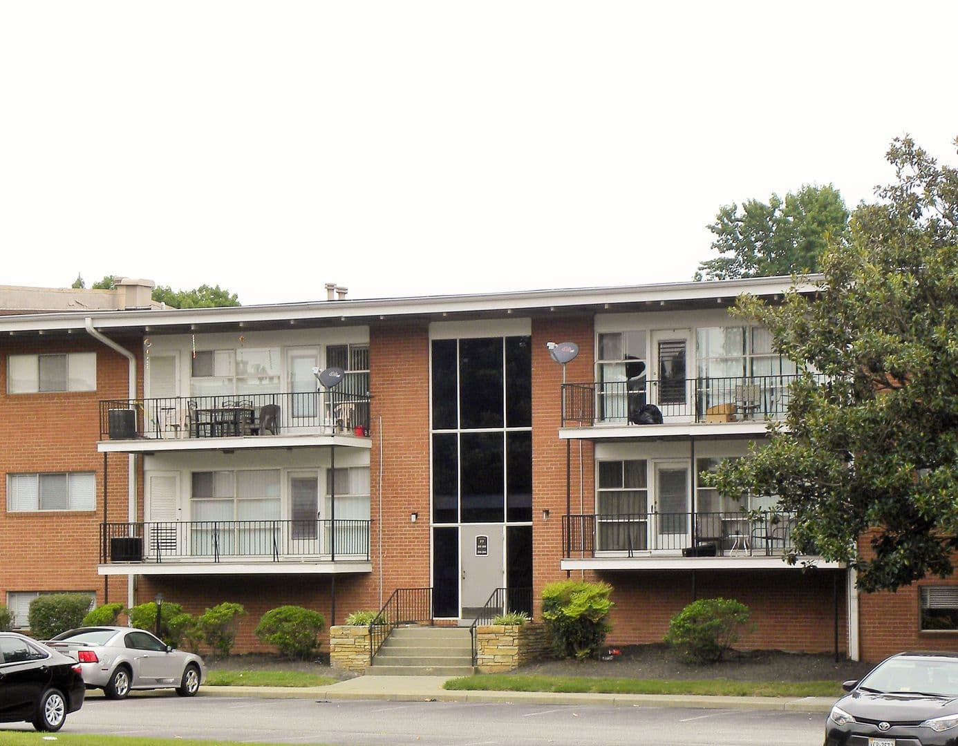 Hopewell Apartment: 310 Woodbine Road