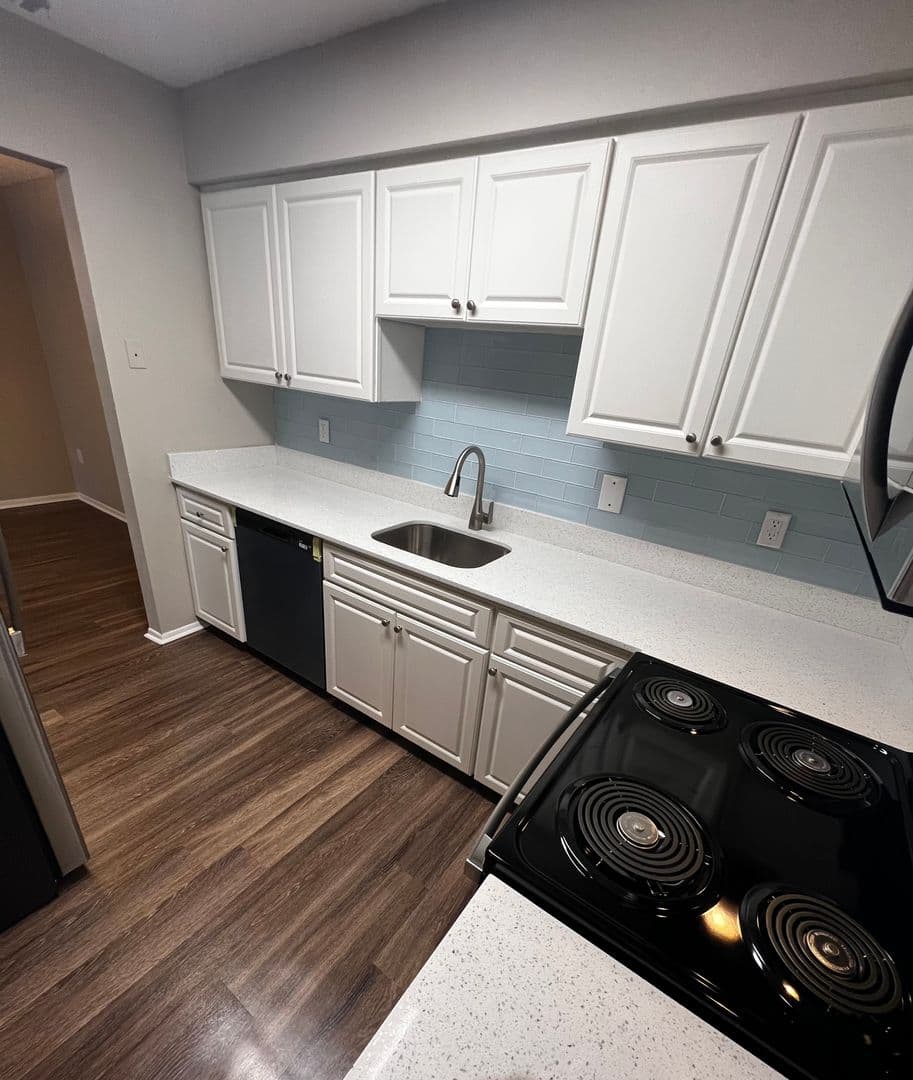 Orlando Apartment: 6203 Curry Ford Road