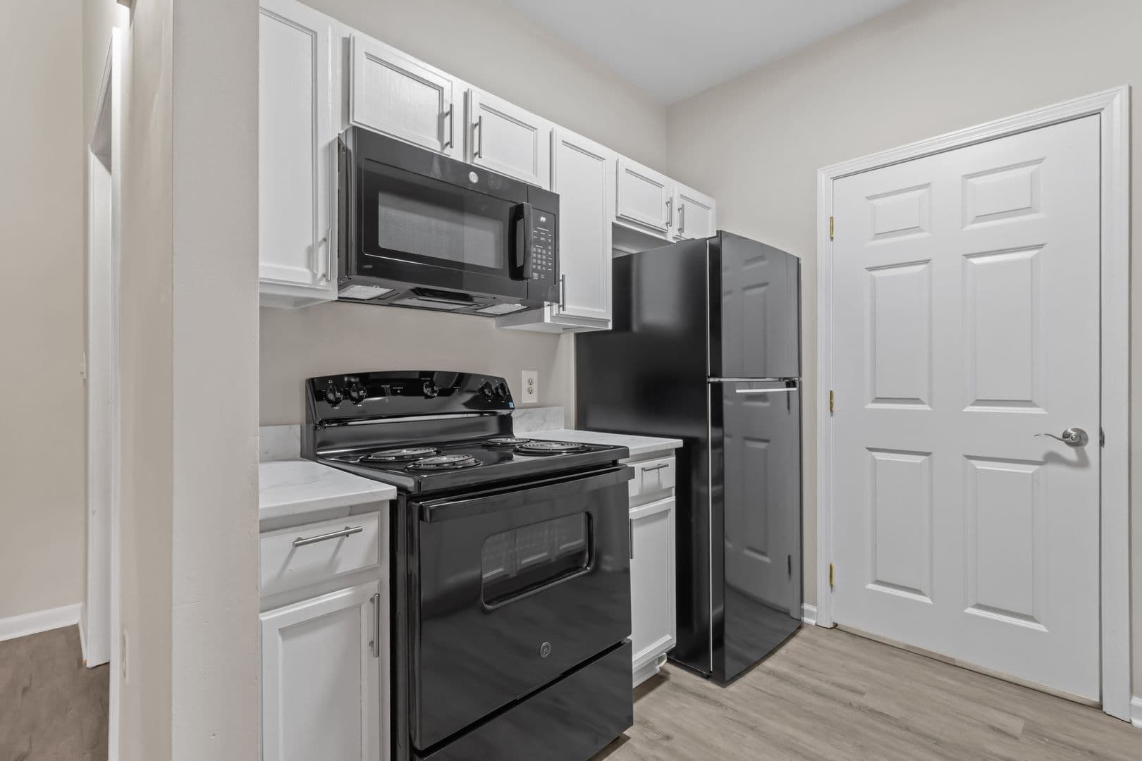 Richmond Apartment: 1420 Hull Street