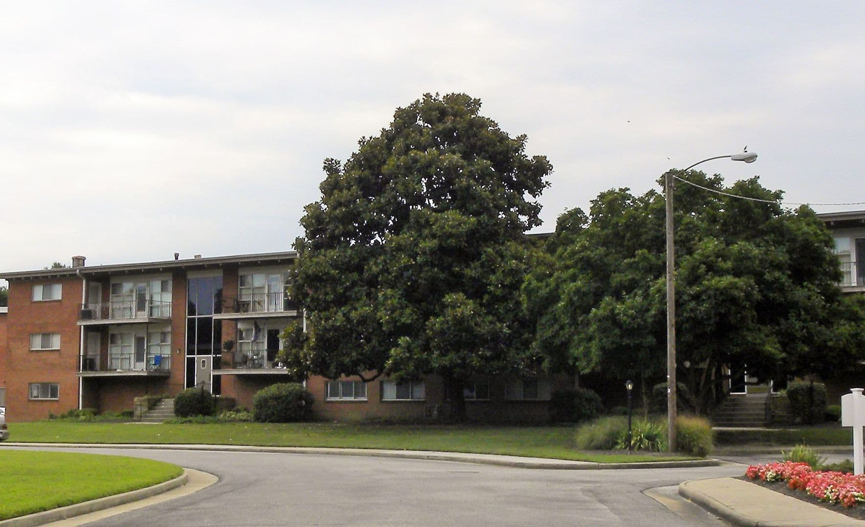 Hopewell Apartment: 310 Woodbine Road