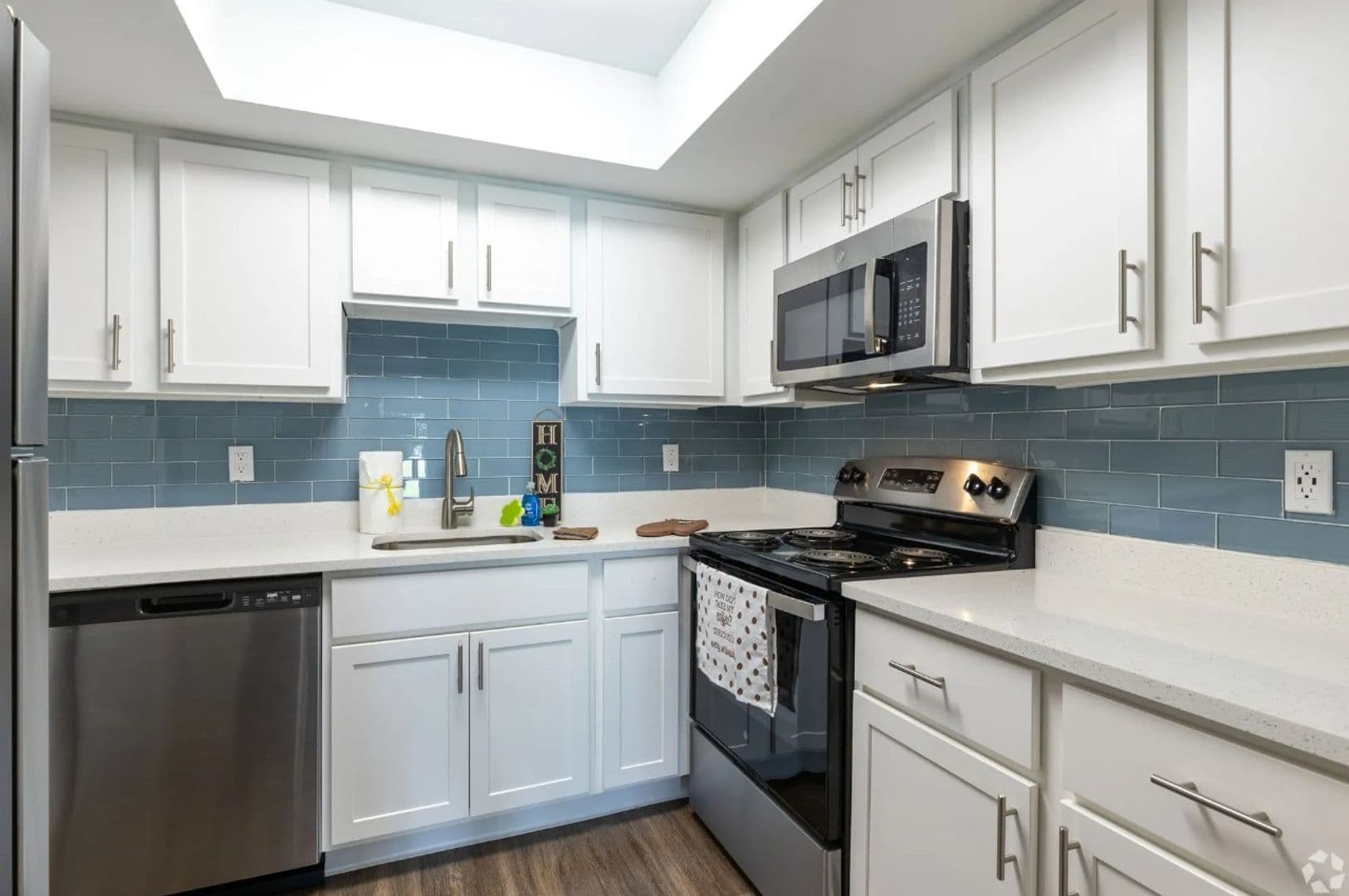 Orlando Apartment: 6203 Curry Ford Road