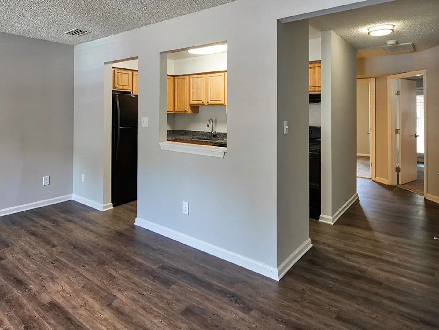 Yorktown Apartment: 101 Little Bay Avenue