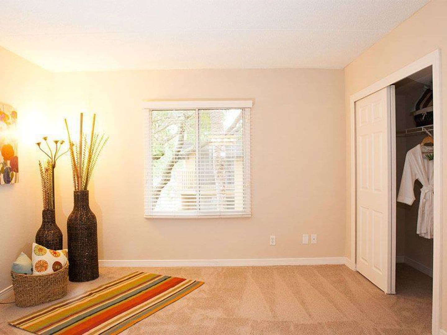 Jacksonville Apartment: 355 Monument Road