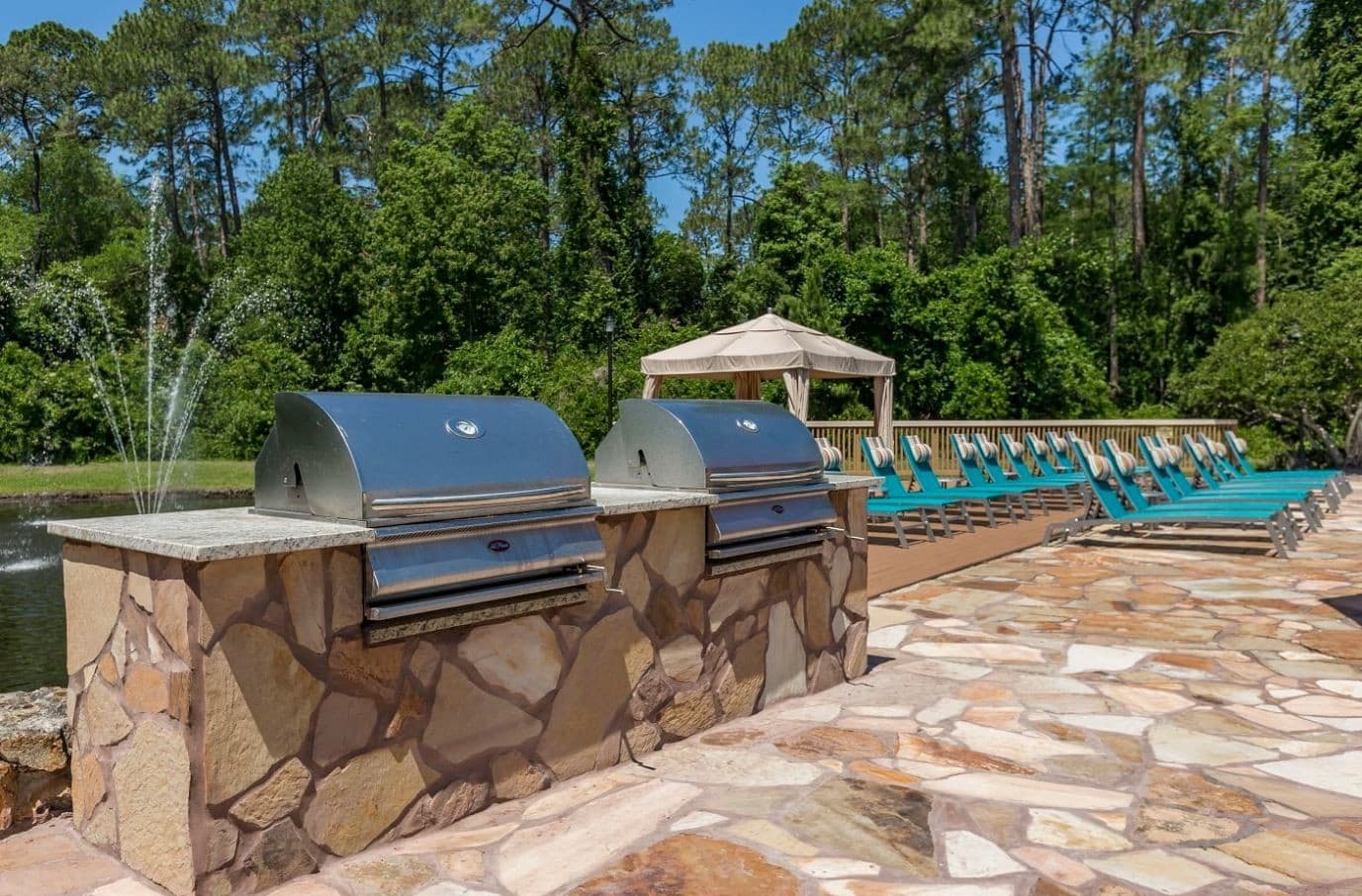 Jacksonville Apartment: 7524 Southside Blvd.