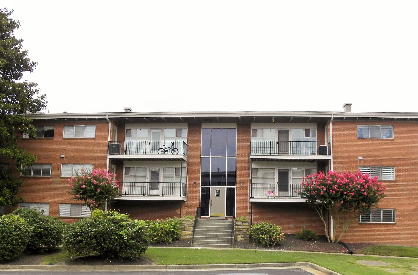 Hopewell Apartment: 310 Woodbine Road