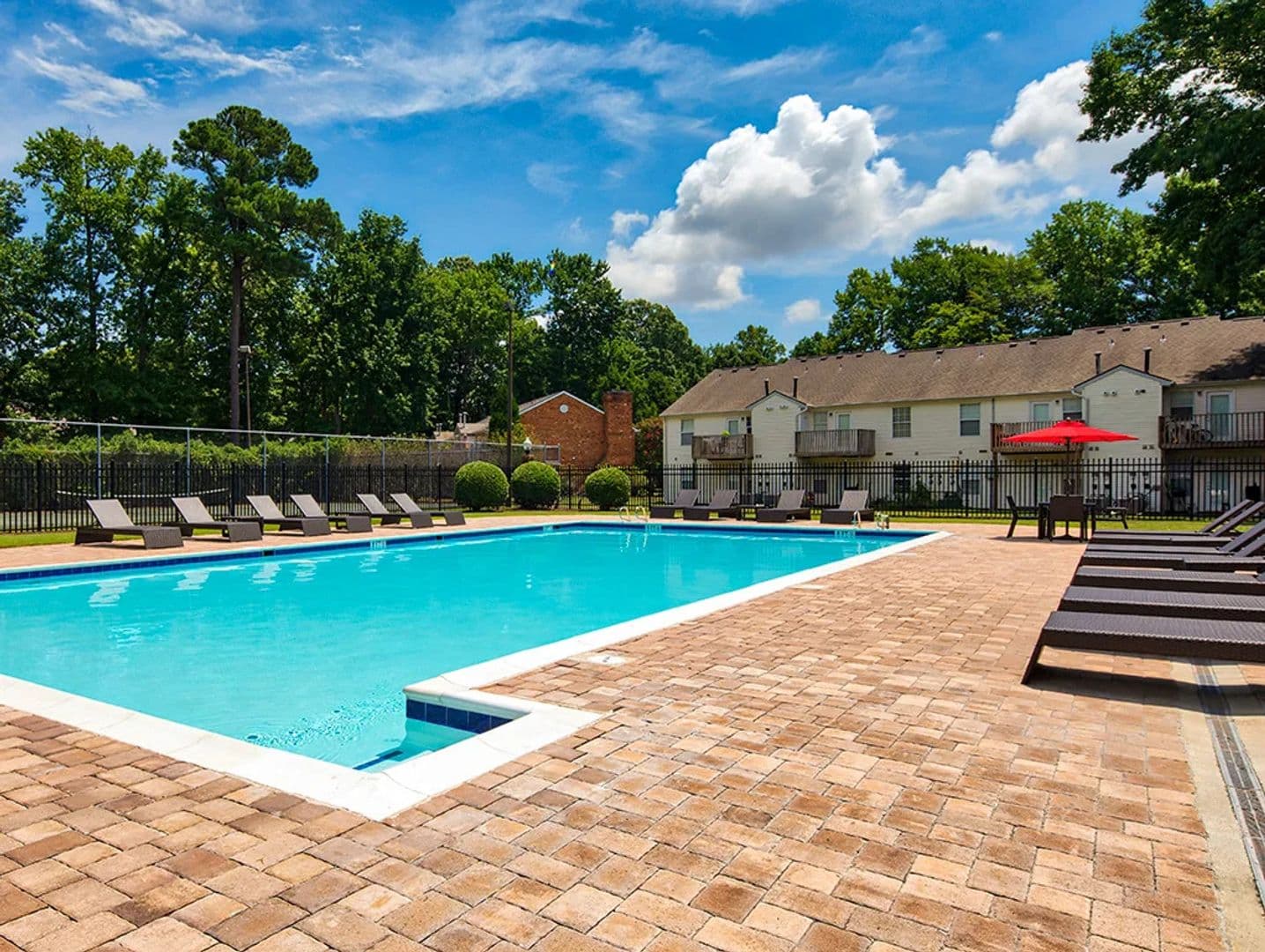 Yorktown Apartment: 101 Little Bay Avenue