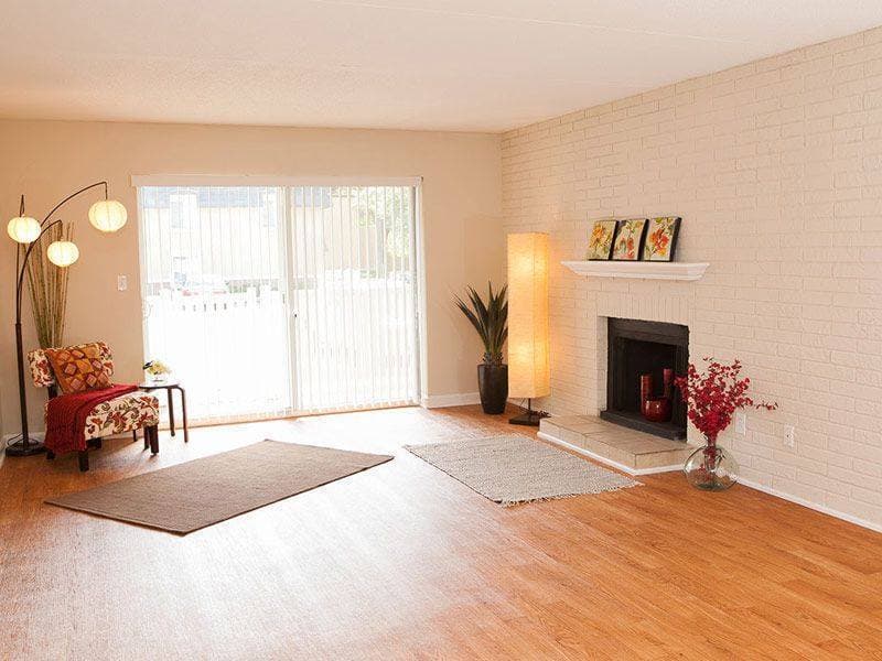 Jacksonville Apartment: 355 Monument Road