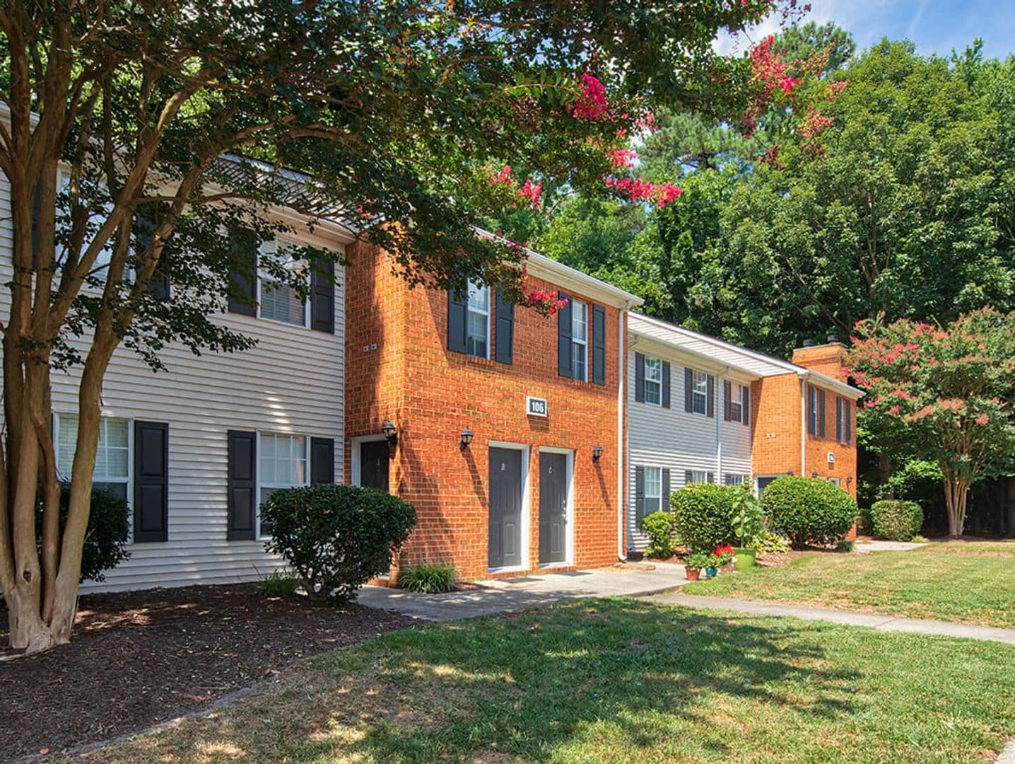 Yorktown Apartment: 101 Little Bay Avenue