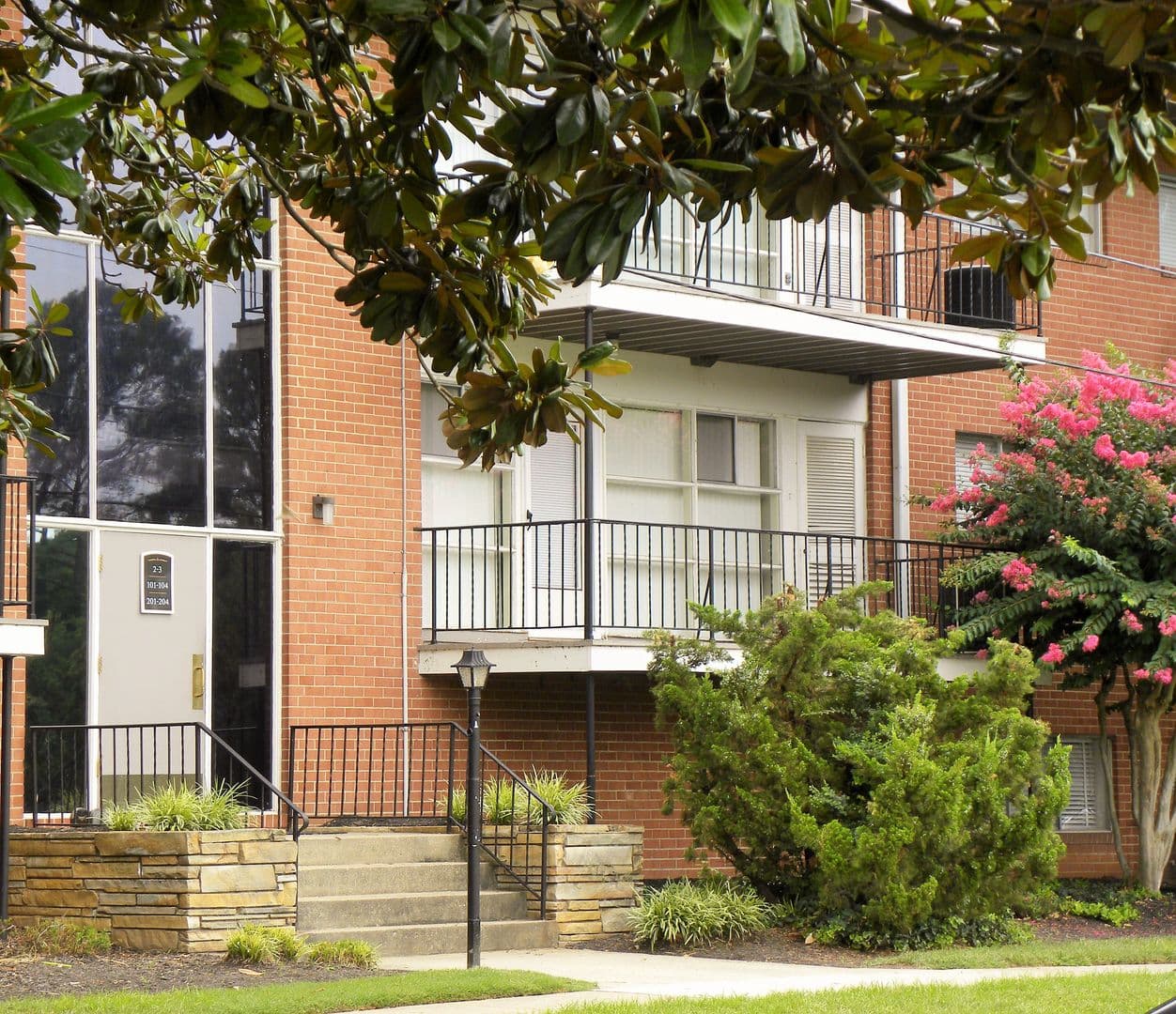 Hopewell Apartment: 310 Woodbine Road