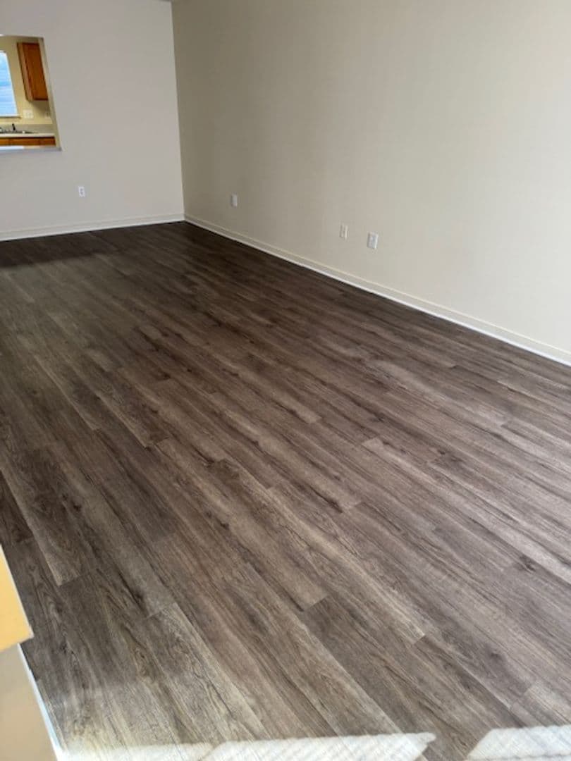 Richmond Townhome: 3731 Delmont Street
