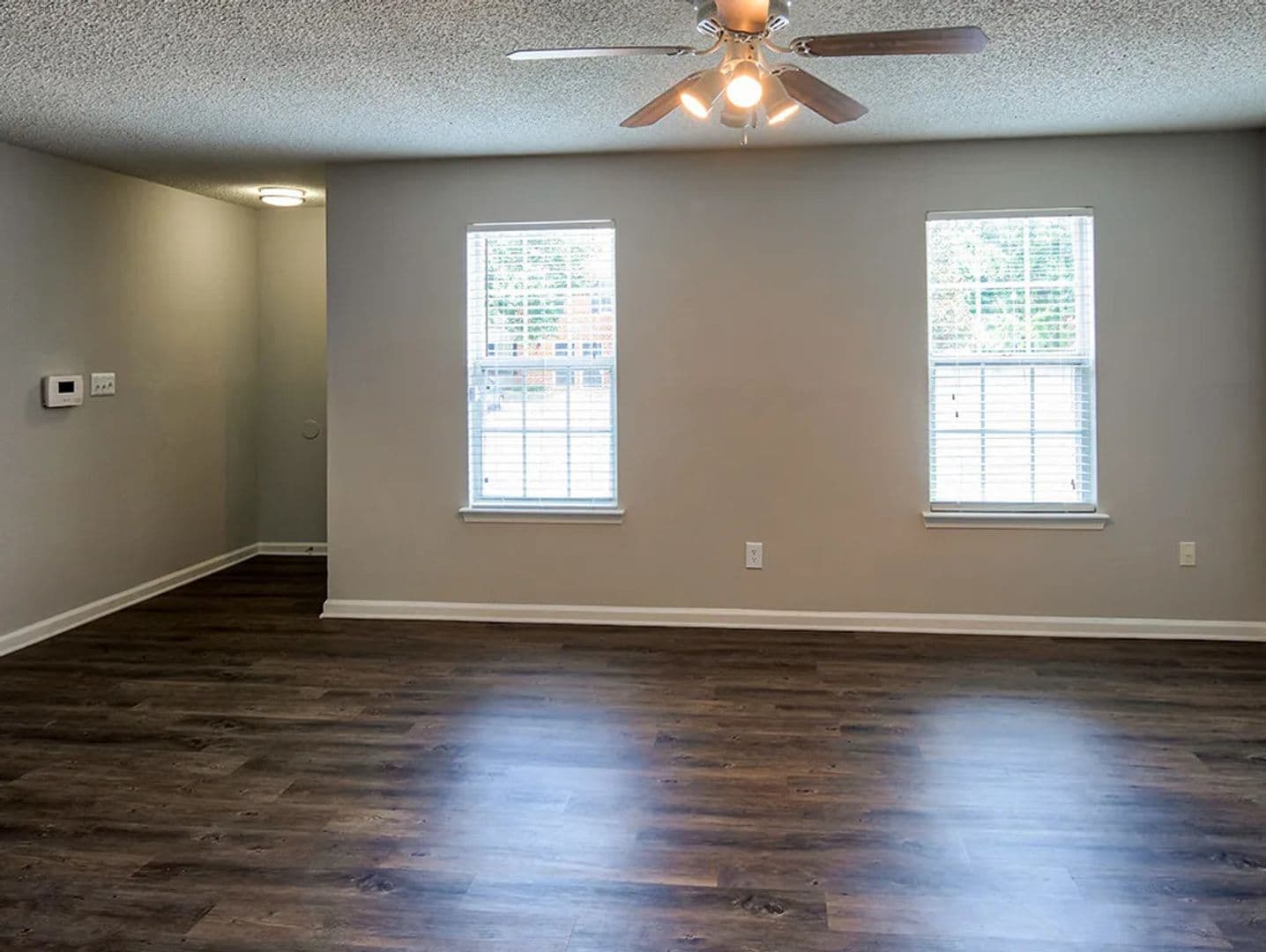 Yorktown Apartment: 101 Little Bay Avenue