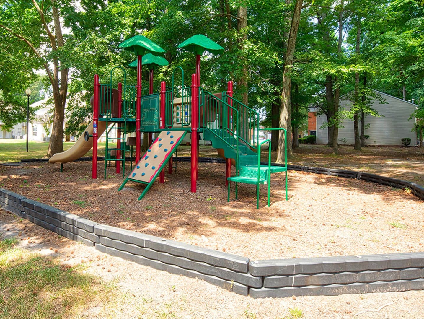 Yorktown Apartment: 101 Little Bay Avenue