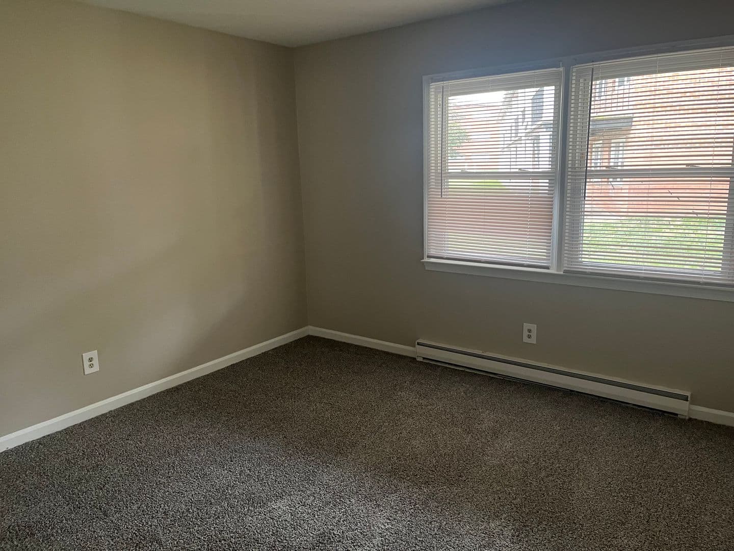 Hopewell Apartment: 310 Woodbine Road