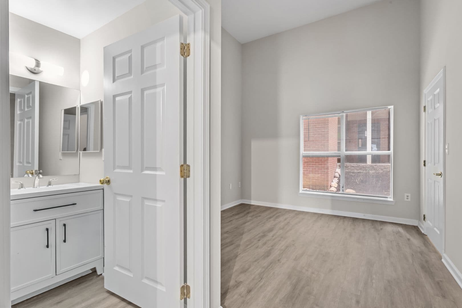 Richmond Apartment: 1420 Hull Street