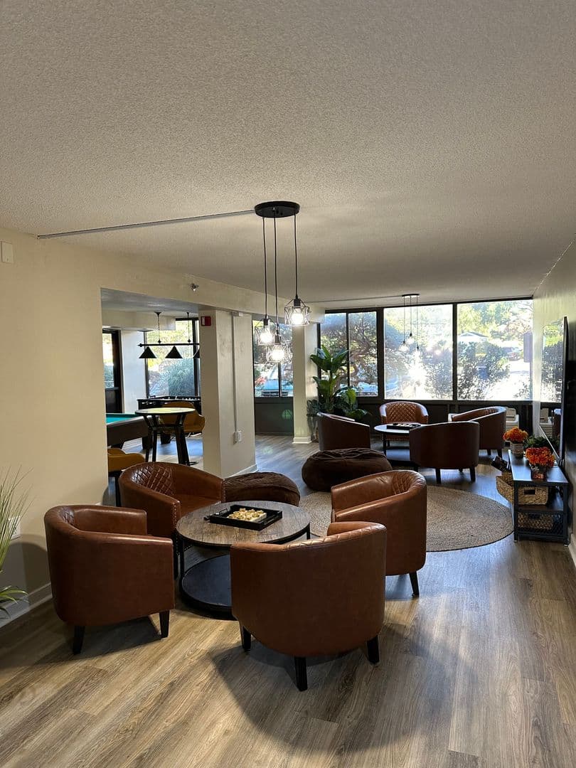 Willamsburg Apartment: 1400 Middle Street