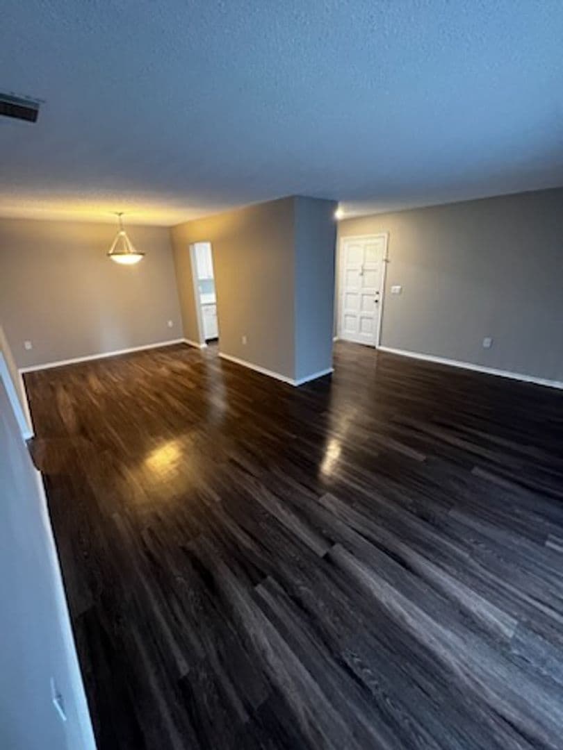 Orlando Apartment: 6203 Curry Ford Road