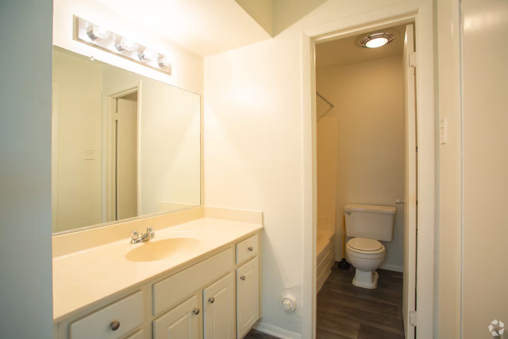 Richmond Apartment: 5900 Westower Court