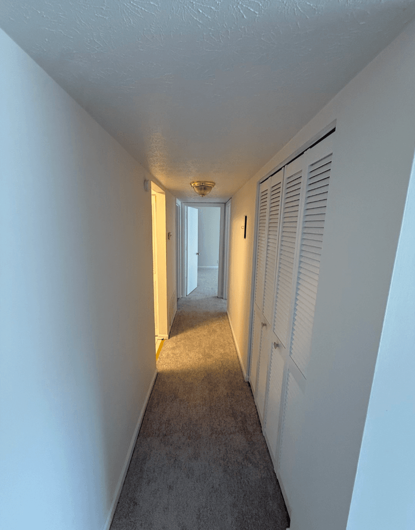 Louisville Condo: 7010 Wildwood Circle