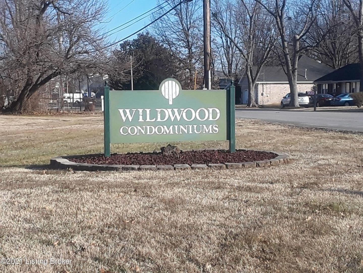 Louisville Condo: 7010 Wildwood Circle