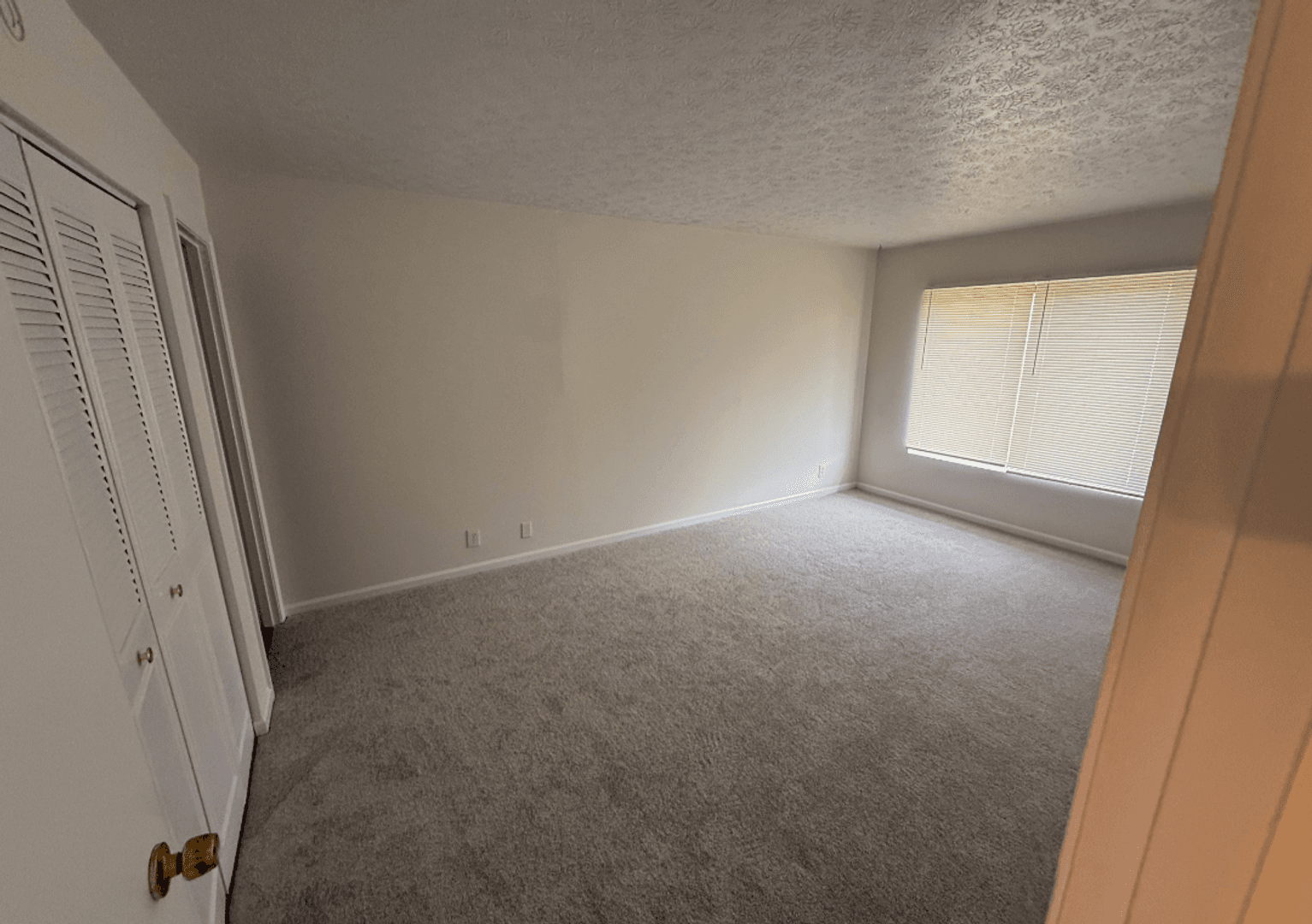 Louisville Condo: 7010 Wildwood Circle