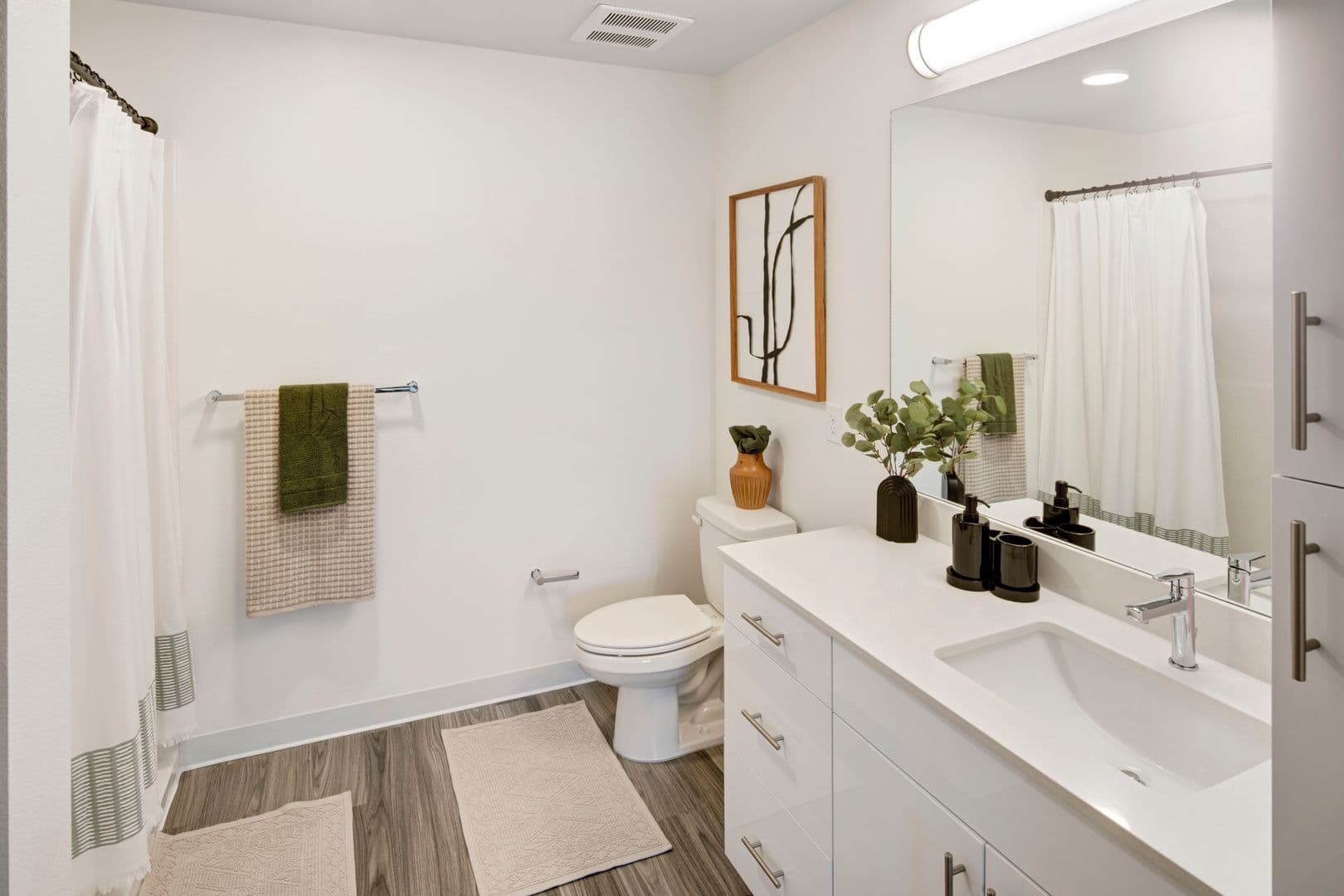 Las Vegas Apartment: 1100 D Street