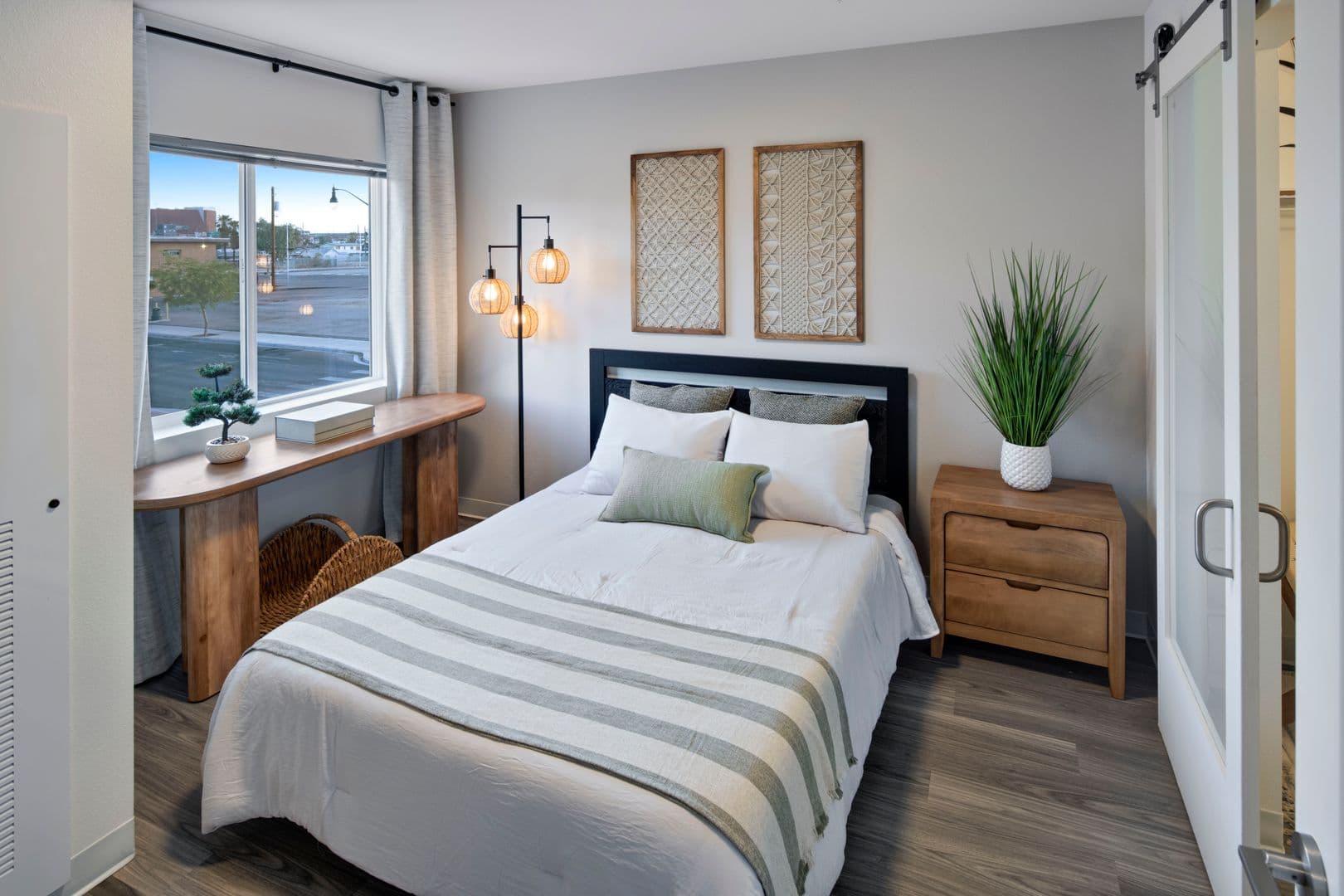 Las Vegas Apartment: 1100 D Street