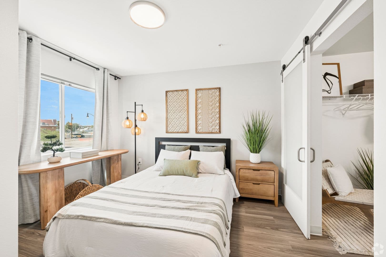 Las Vegas Apartment: 1100 D Street