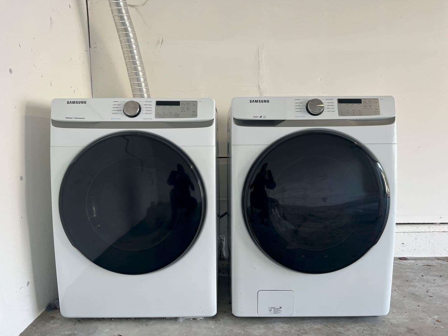 PACIFICA Apartment: 472, 474 & 476 LEWIS ST