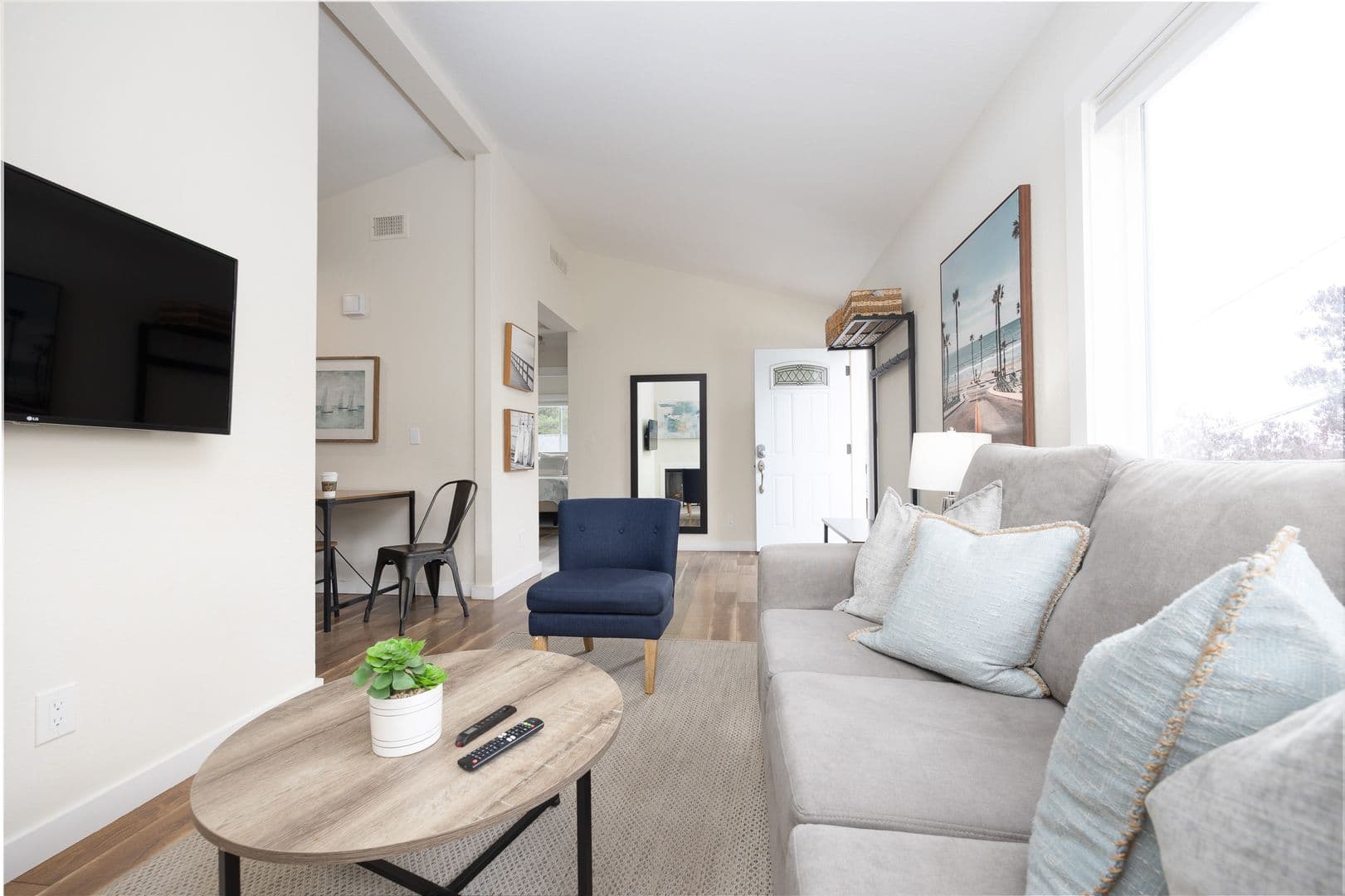 PACIFICA Apartment: 472, 474 & 476 LEWIS ST