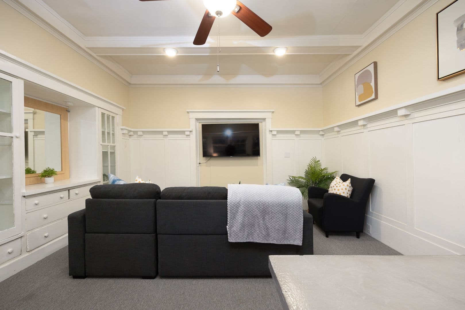 Oakland Apartment: 460 28th St