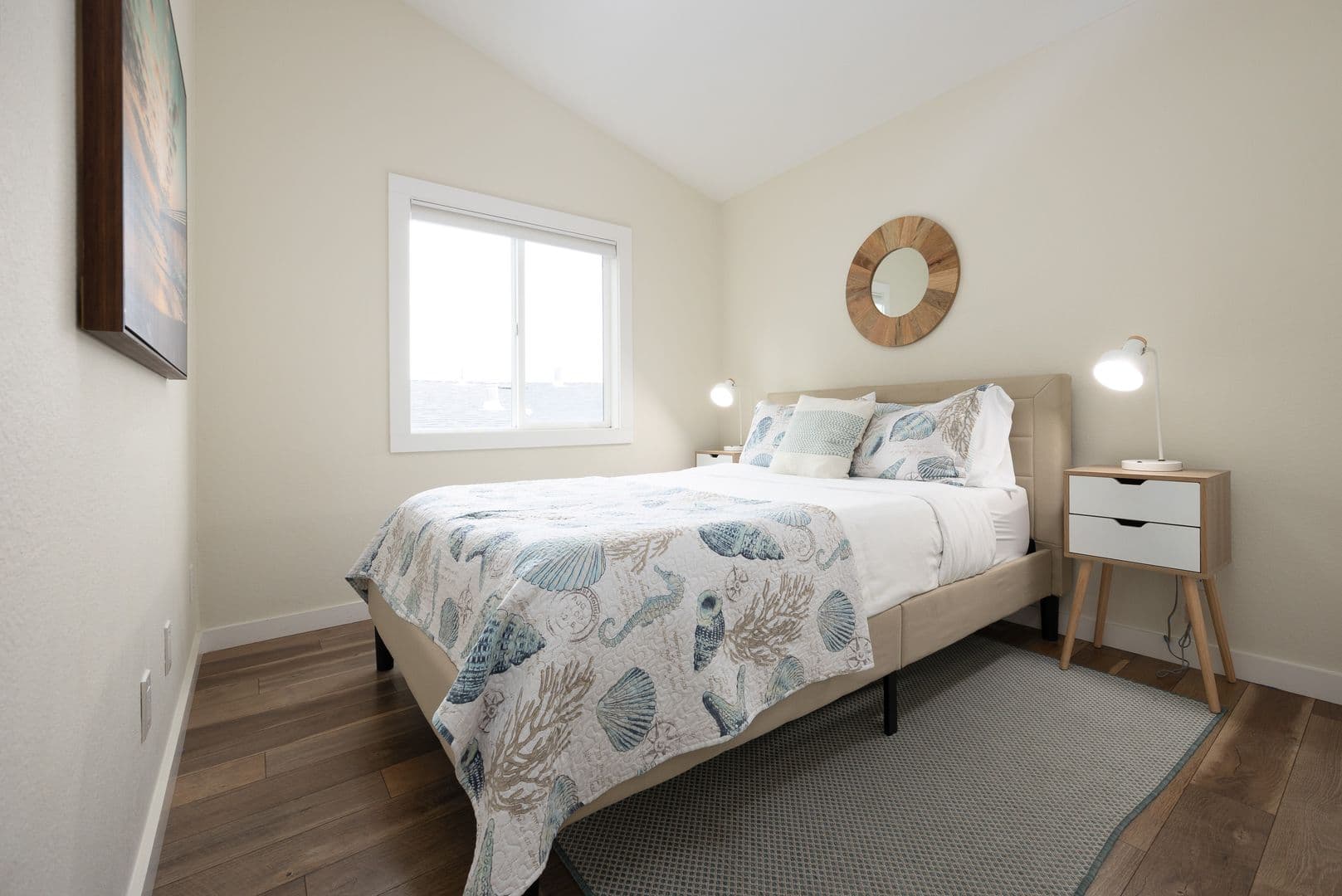 PACIFICA Apartment: 472, 474 & 476 LEWIS ST