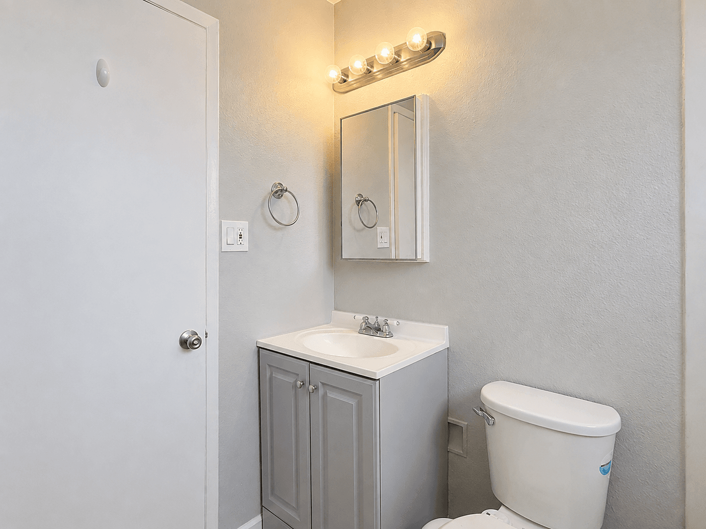 Oakland Apartment: 2212-2218 High Street