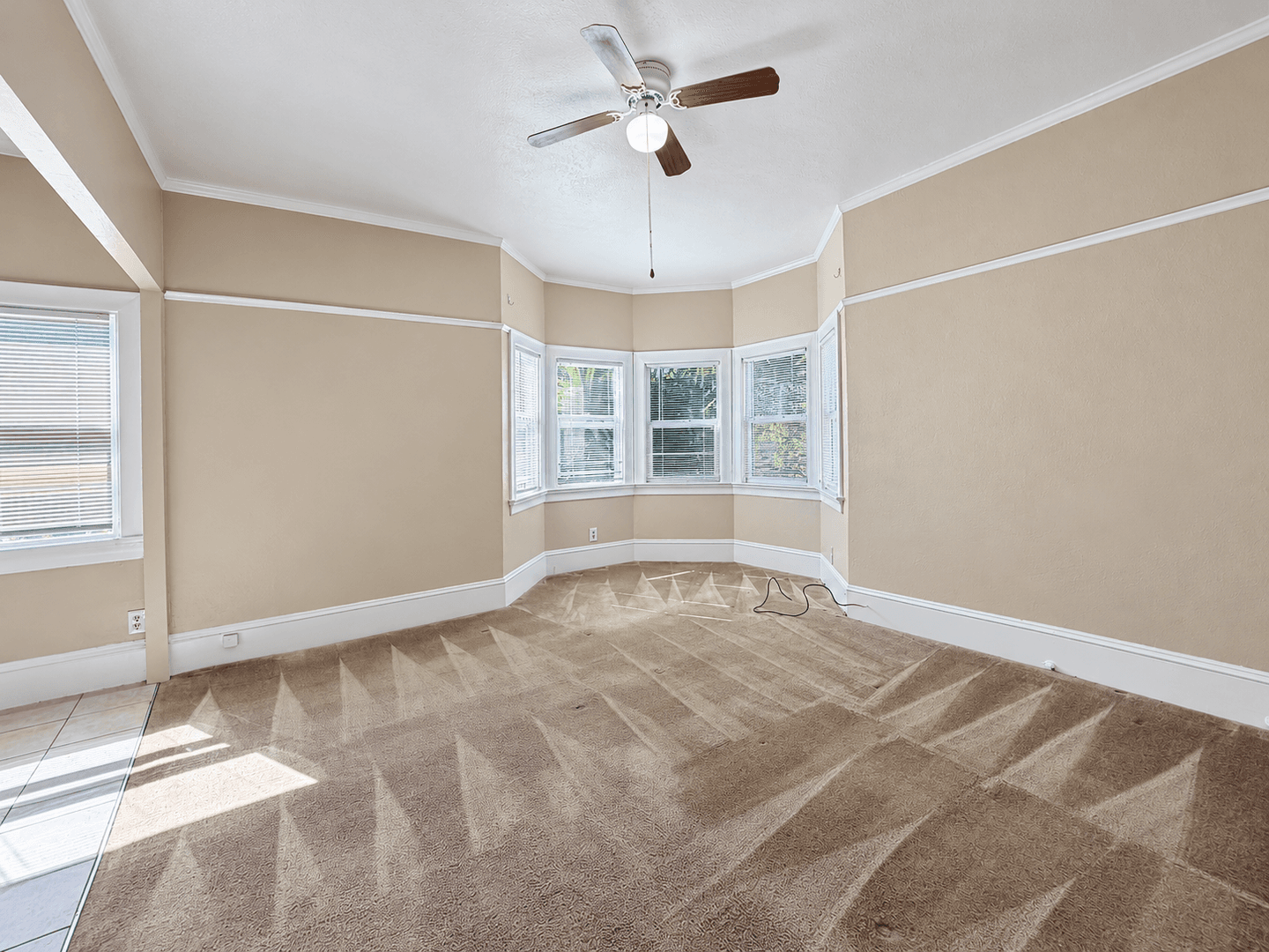 Oakland Apartment: 460 28th St