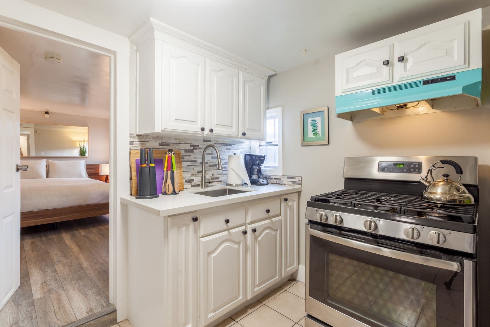 Oakland Apartment: 3212 Adeline