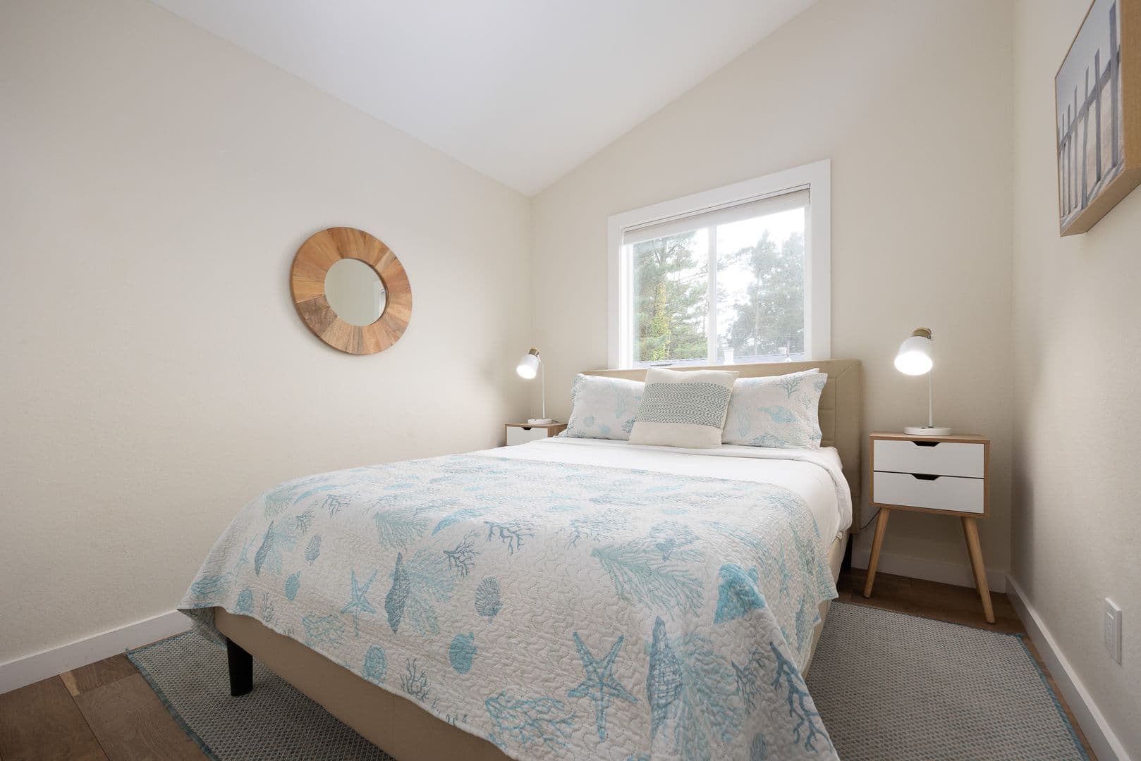 PACIFICA Apartment: 472, 474 & 476 LEWIS ST