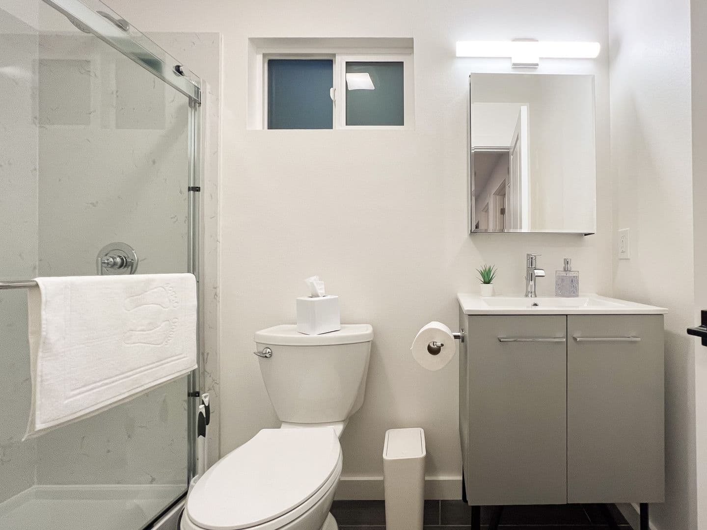 Oakland Apartment: 460 28th St