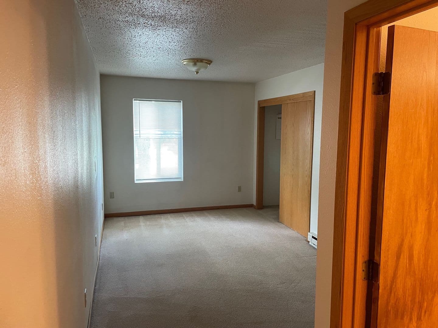 West Fargo Apartment: 908 9th St W