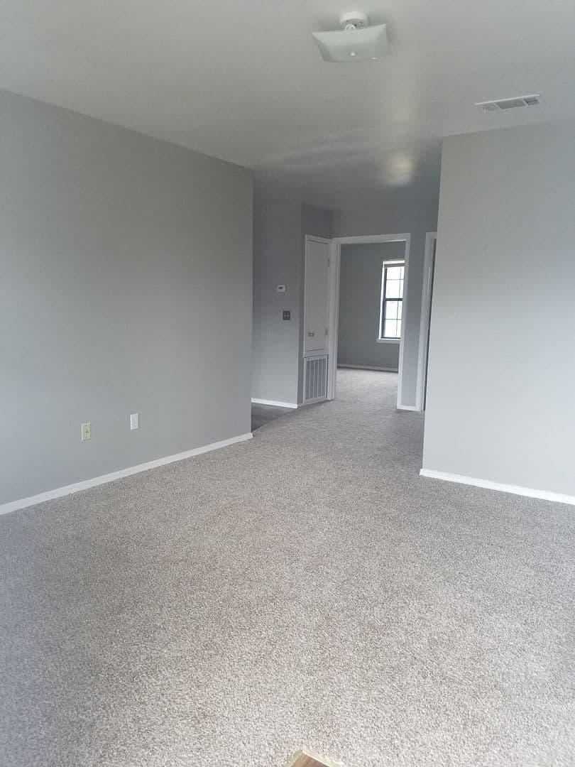 Hope Apartment: 303 W 23rd St