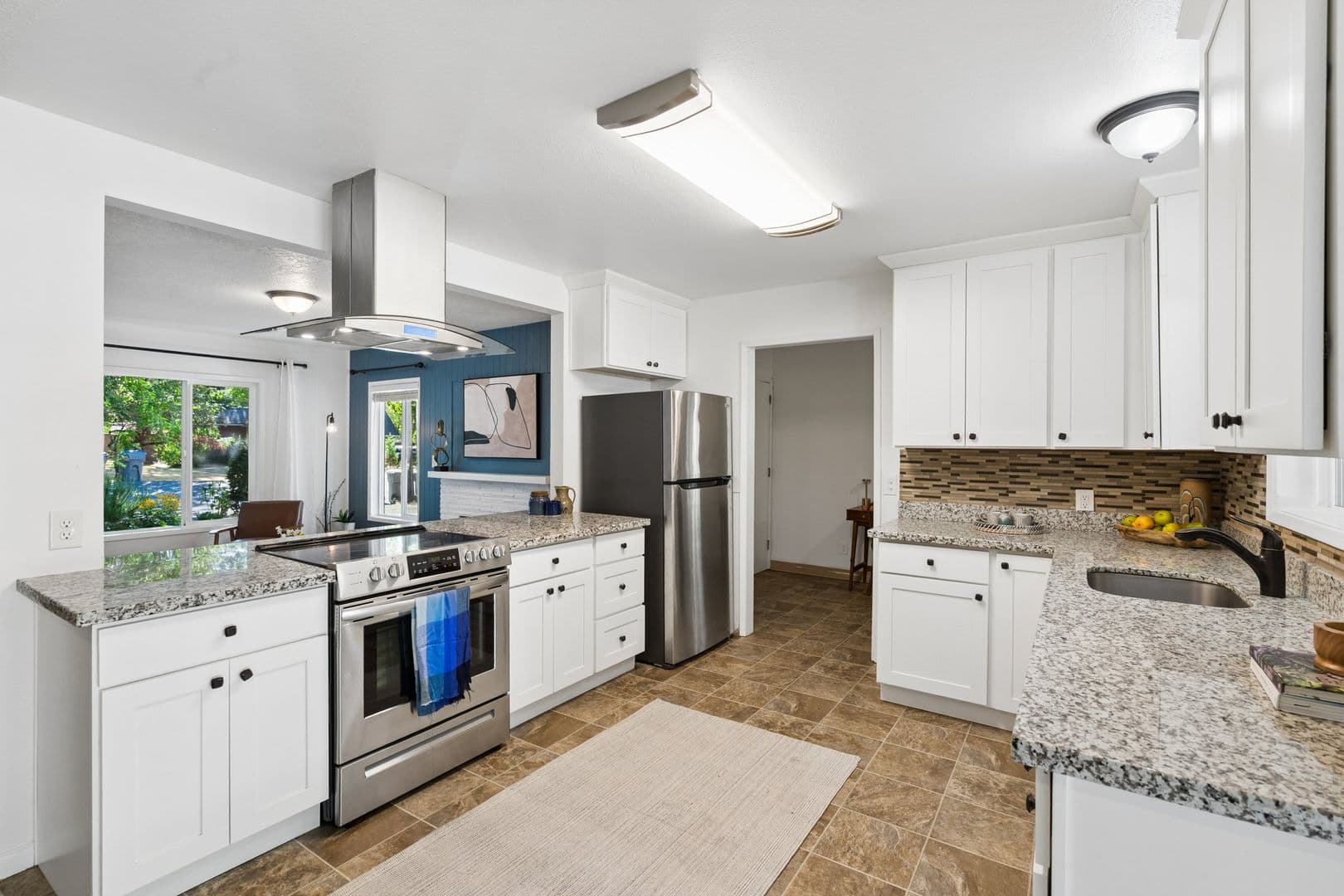 Tigard House: 11945 SW 95th Av
