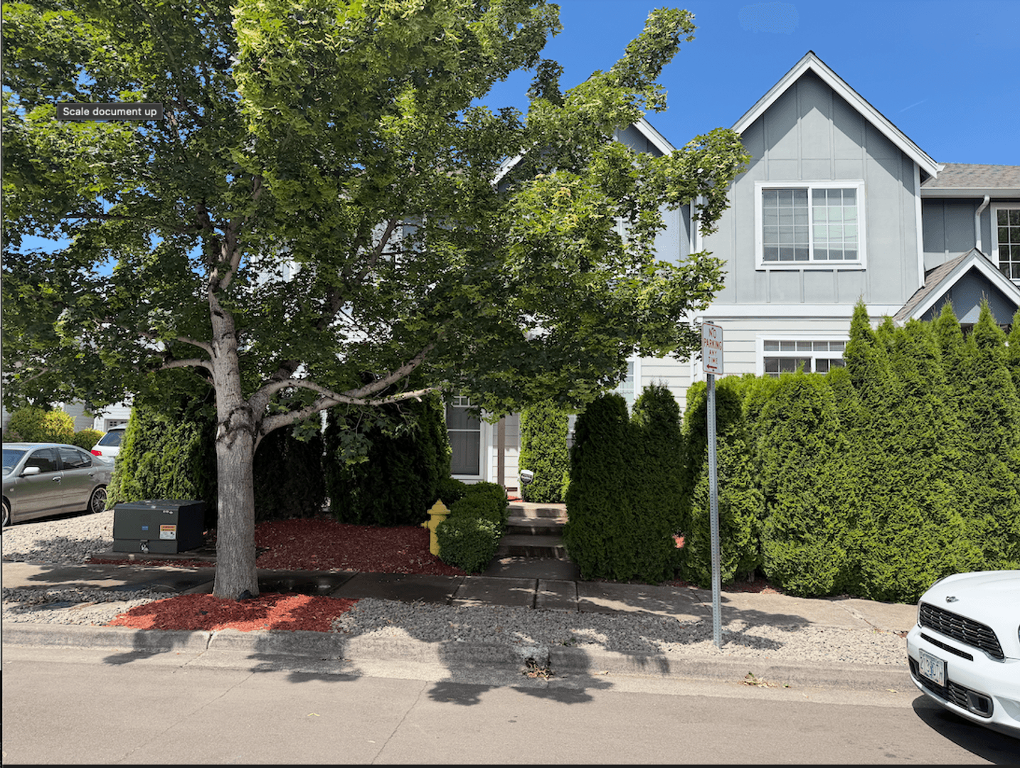 Hillsboro House: 4463 SE Sycamore St