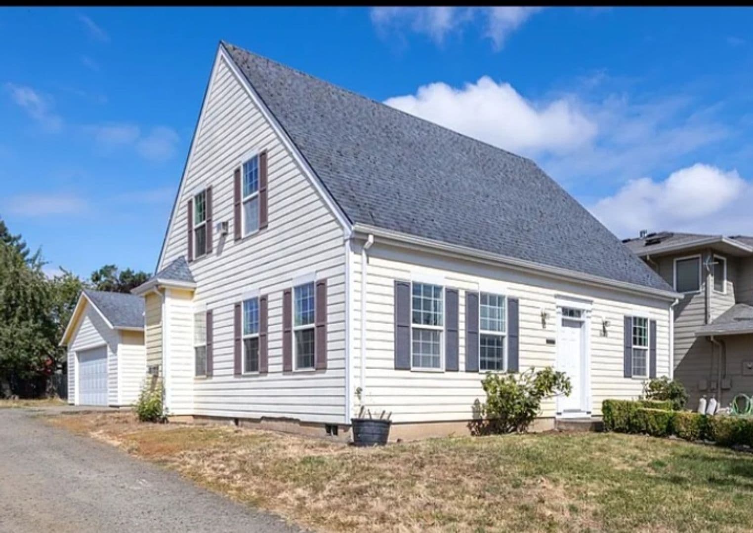 Forest Grove House: 1120 Elm Street