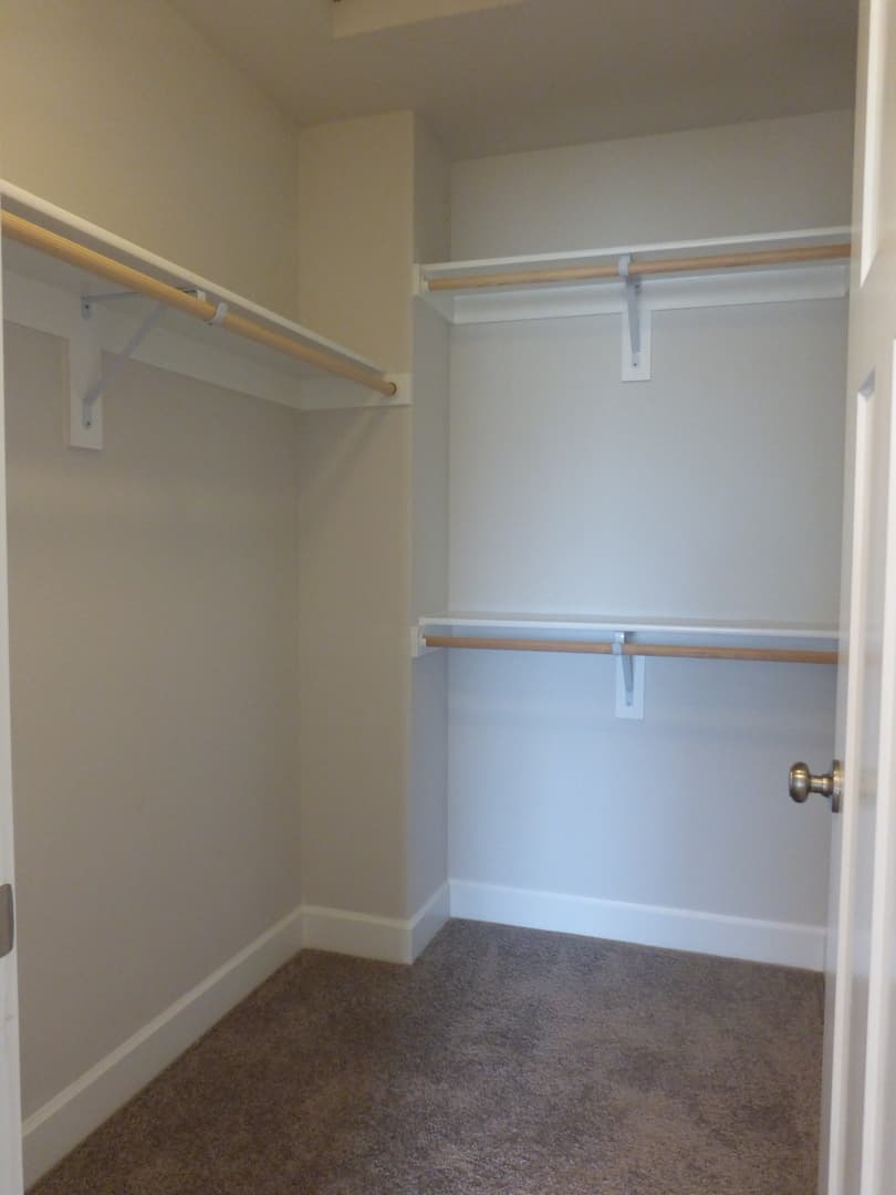Hillsboro House: 4463 SE Sycamore St