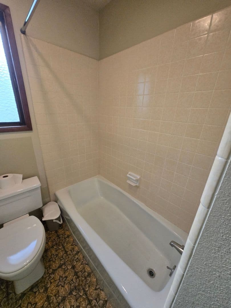 Beaverton Apartment: 10200 SW Crystal St