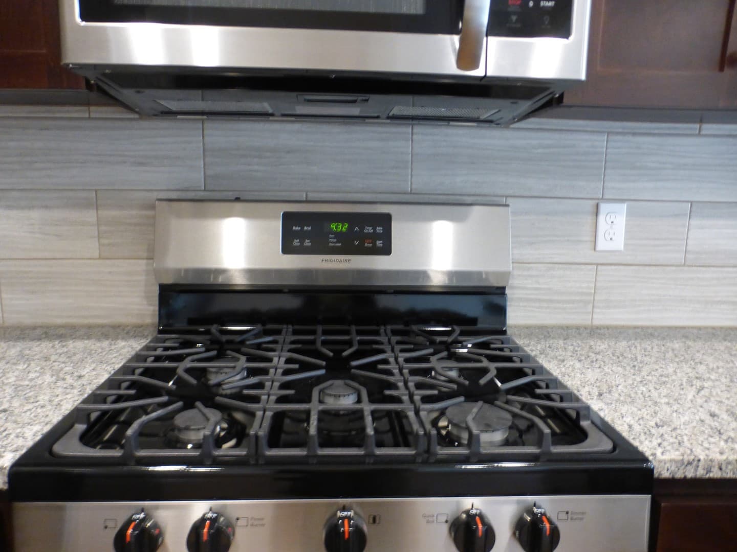 Portland House: 15598 NW BRUGGER RD