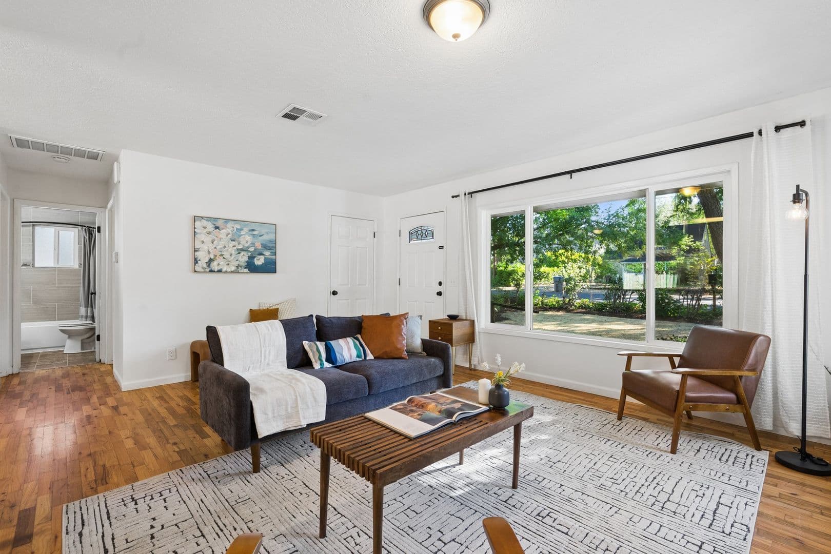 Tigard House: 11945 SW 95th Av