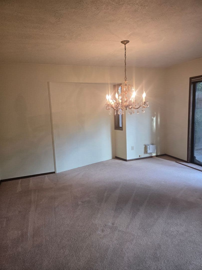 Beaverton Apartment: 10200 SW Crystal St