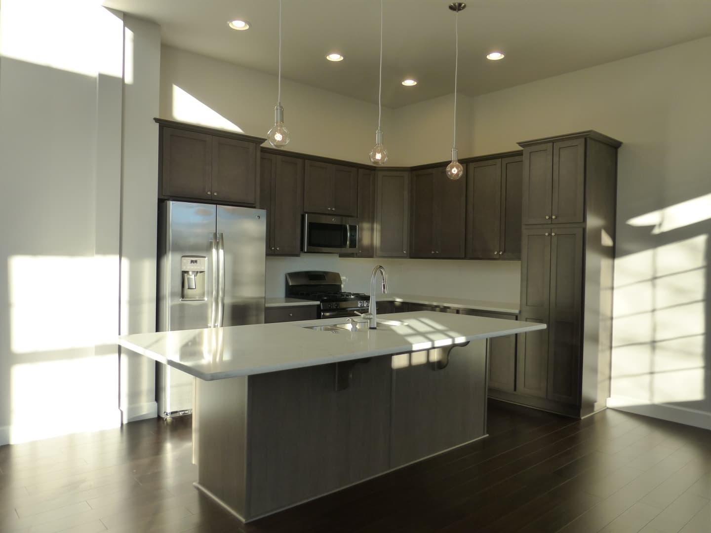 Hillsboro House: 4463 SE Sycamore St