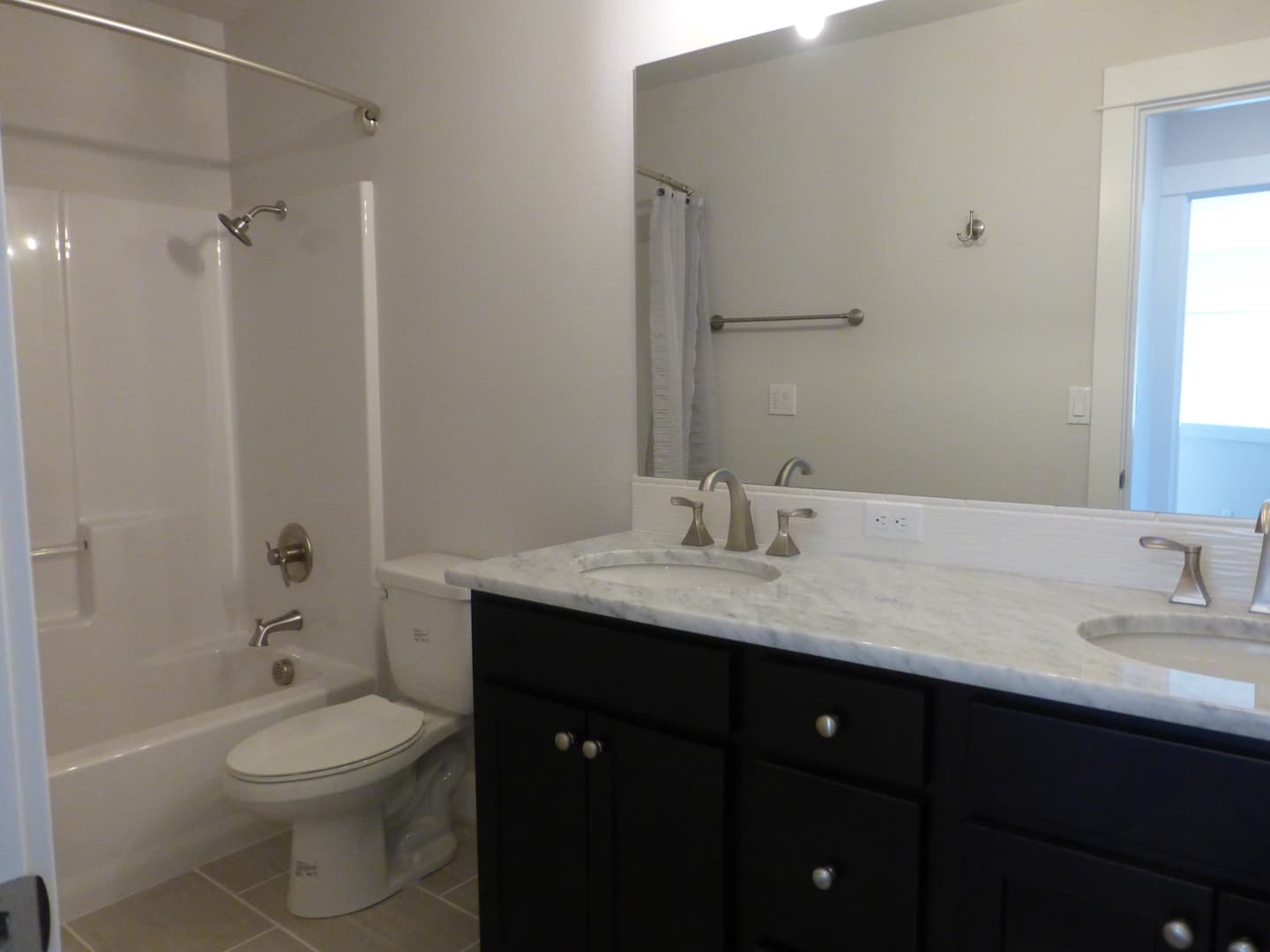 Hillsboro House: 4463 SE Sycamore St