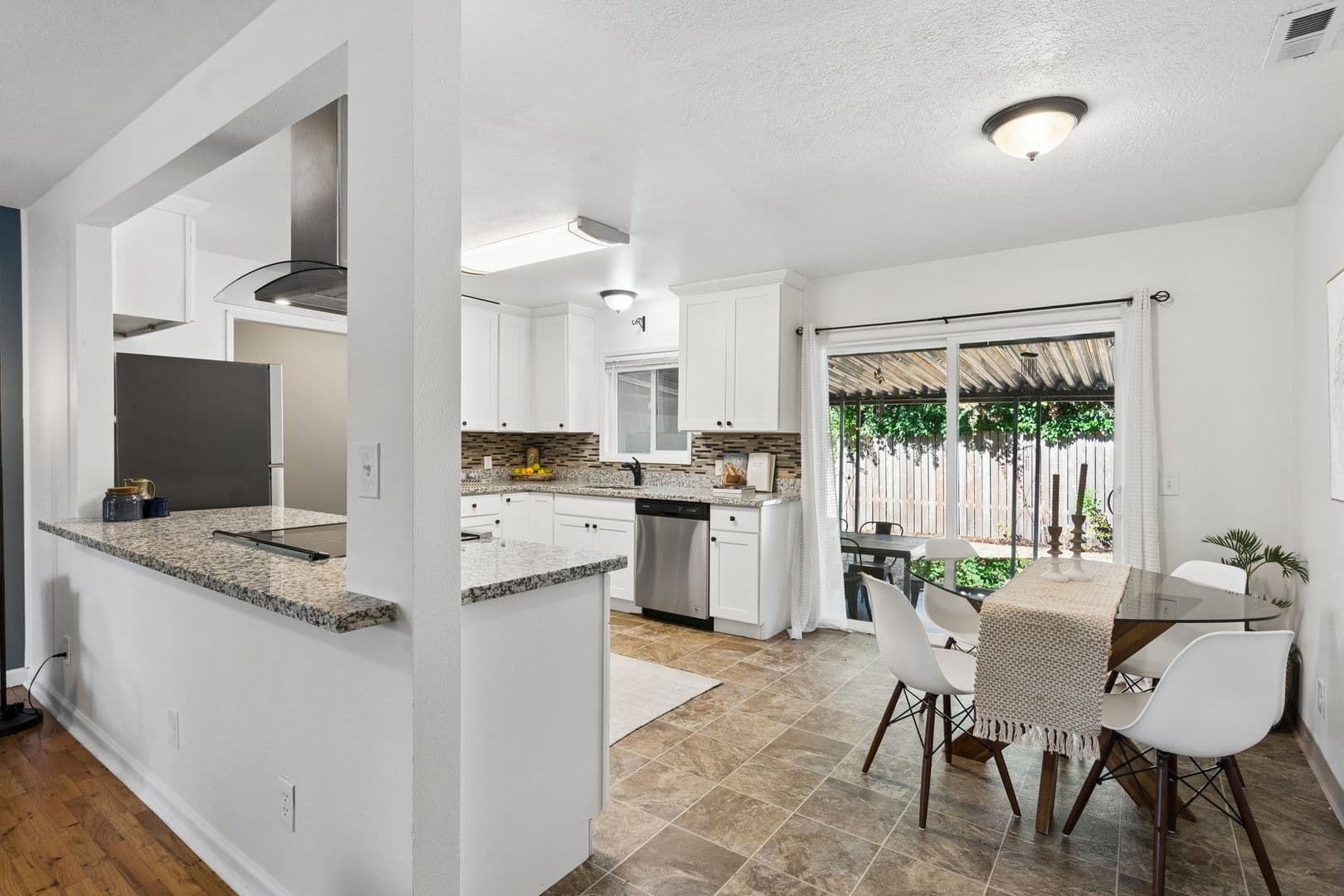 Tigard House: 11945 SW 95th Av