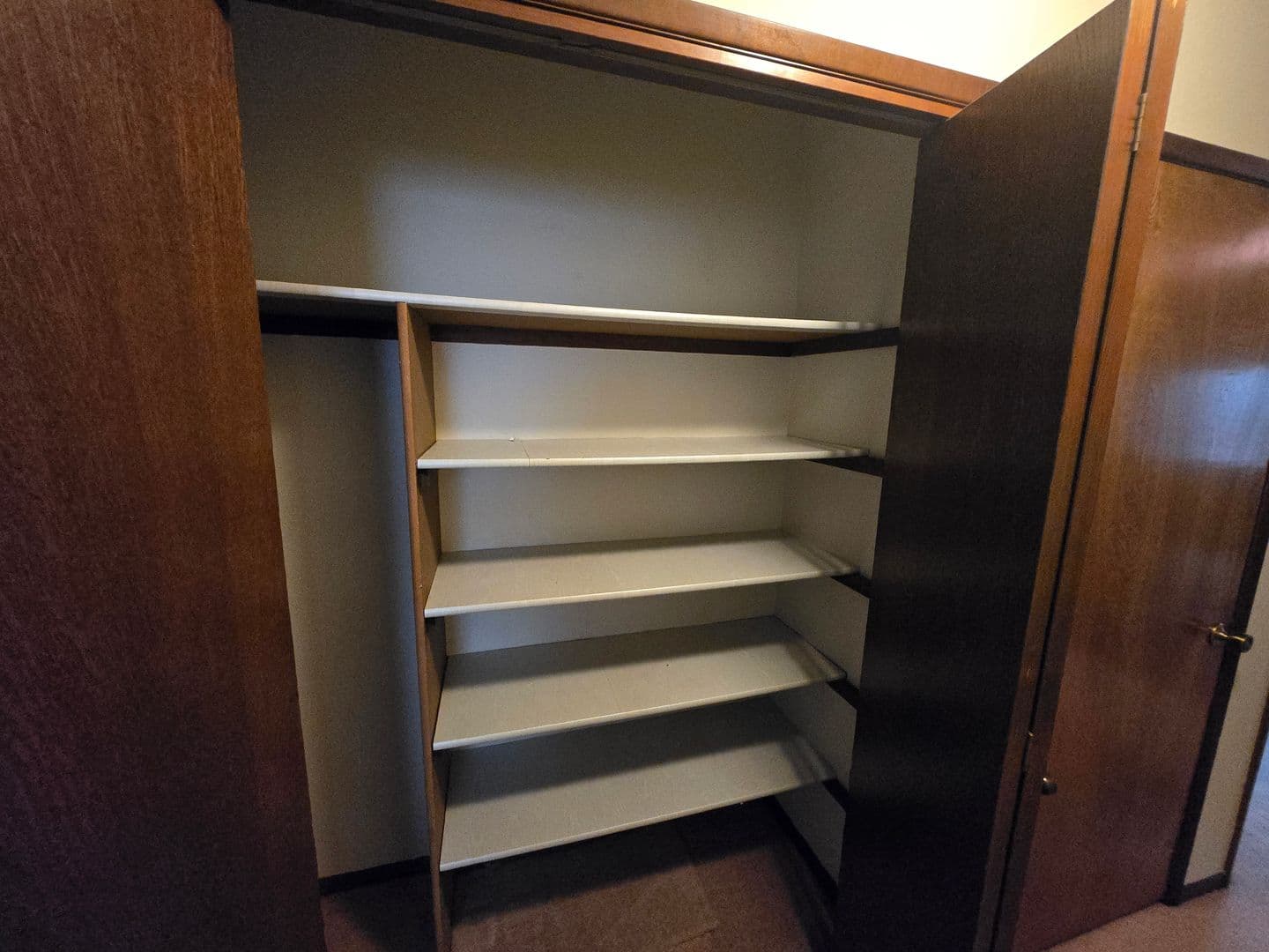 Beaverton Apartment: 10200 SW Crystal St
